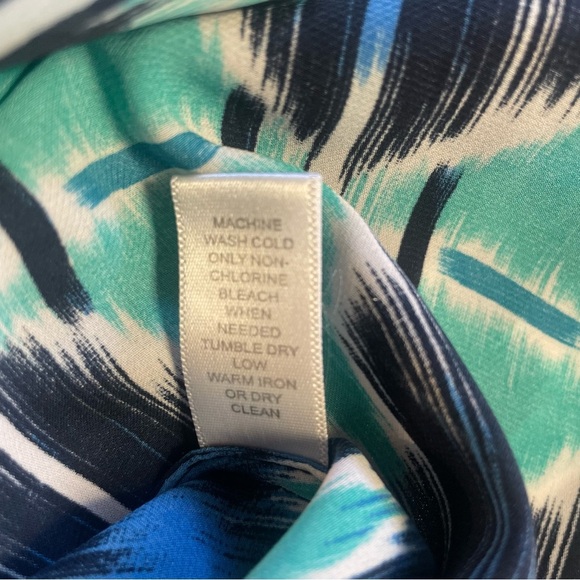 Banana Republic Blue Ikat Print Riviera Blouse Size Small - Picture 5 of 9